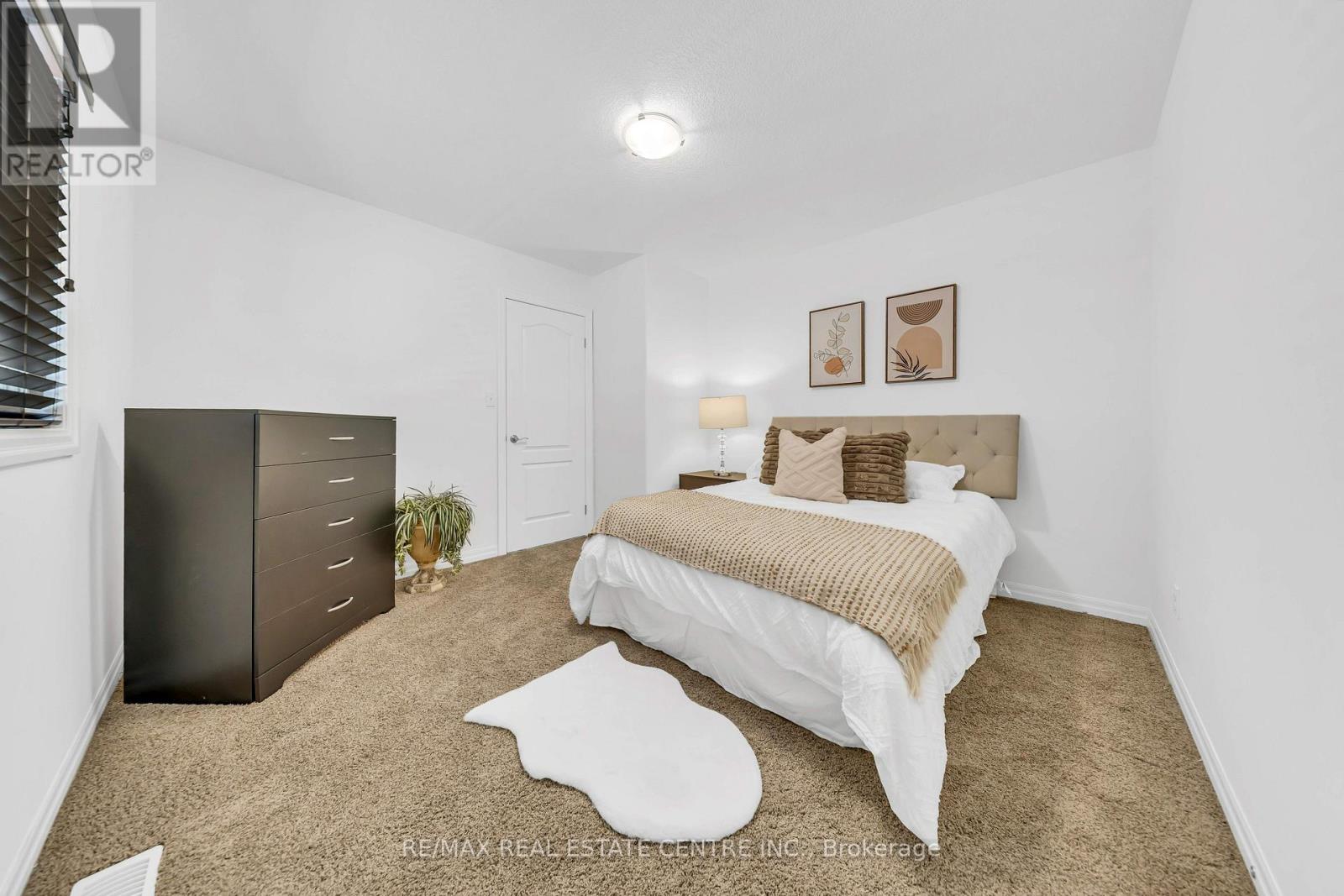 365 Woodbine Avenue Property Photo 34