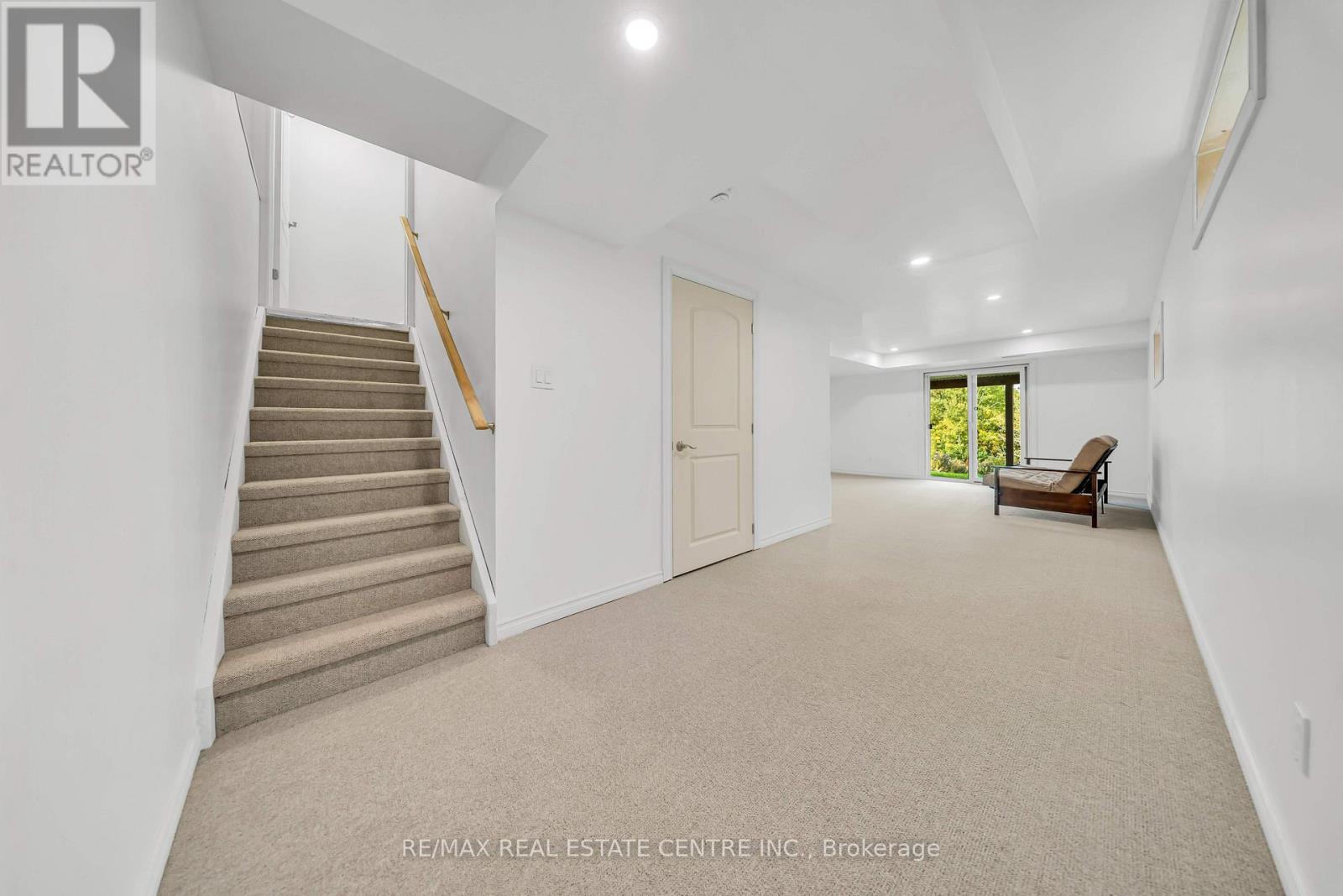 365 Woodbine Avenue Property Photo 37