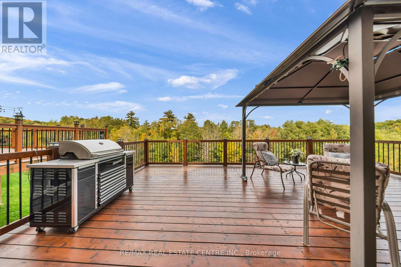 365 Woodbine Avenue Property Photo 41