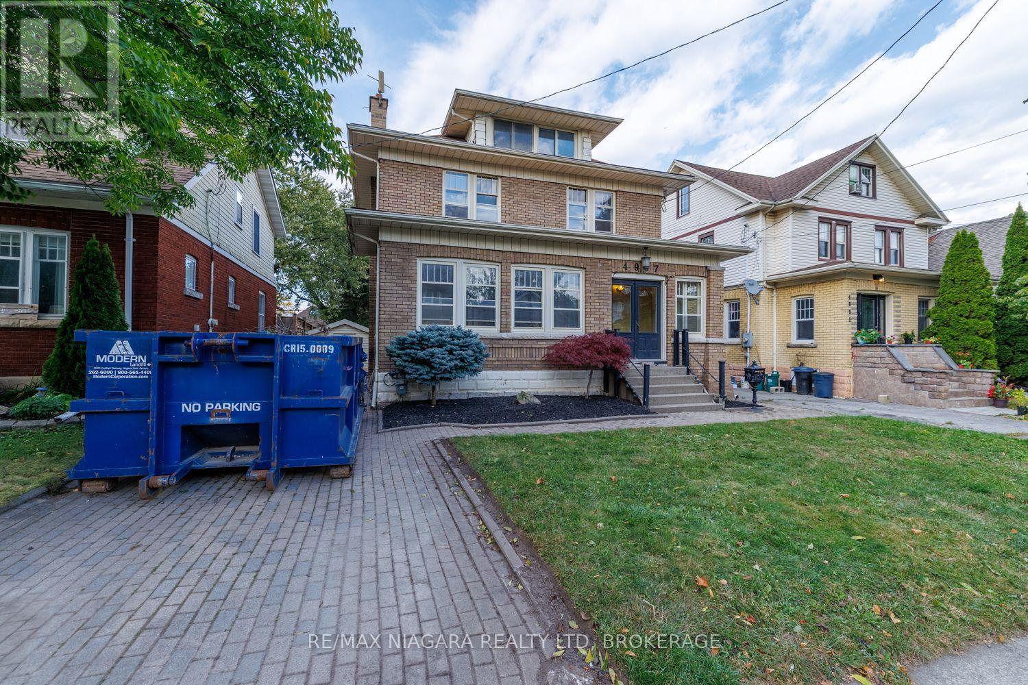 4997 Armoury Street Property Photo 1