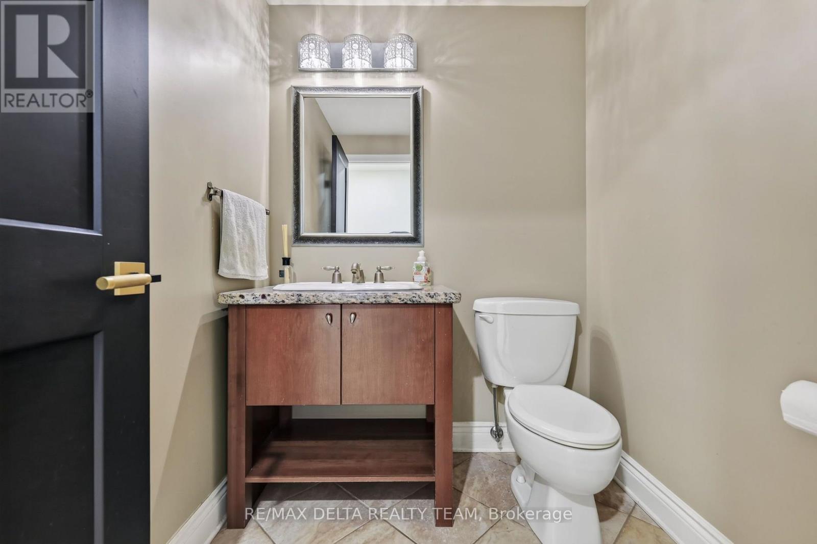 489 Evered Avenue Property Photo 19