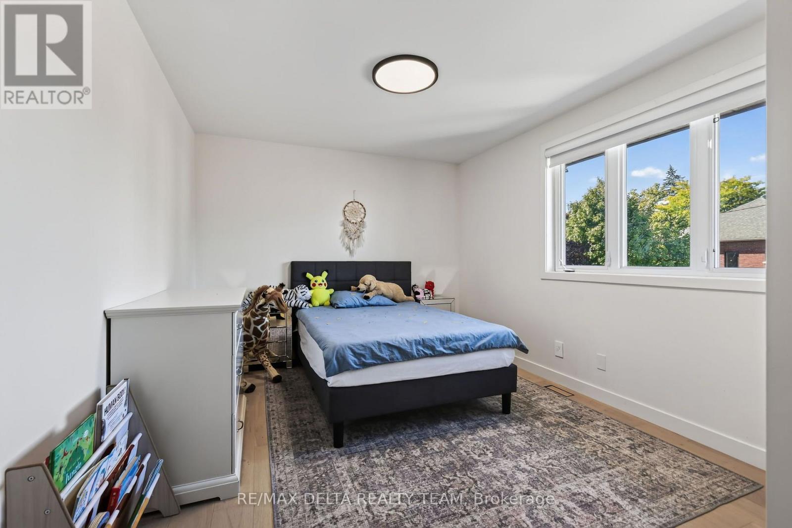 489 Evered Avenue Property Photo 22
