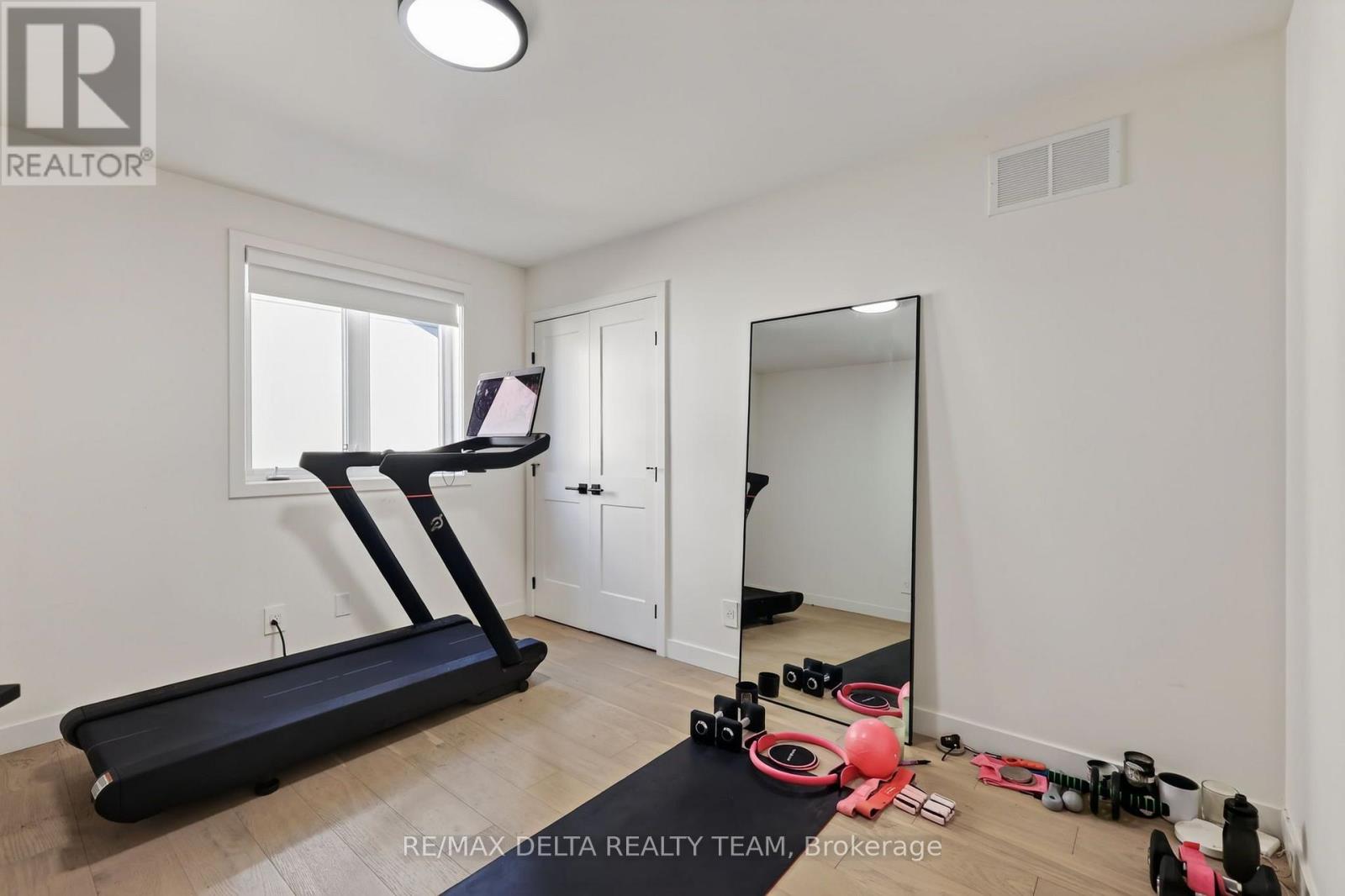 489 Evered Avenue Property Photo 24