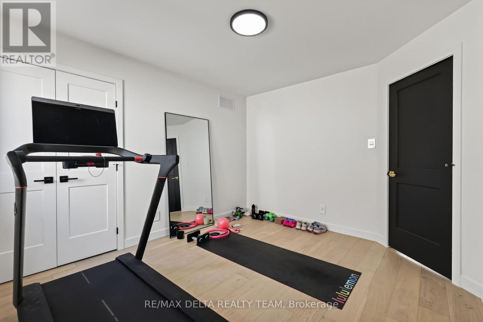 489 Evered Avenue Property Photo 25