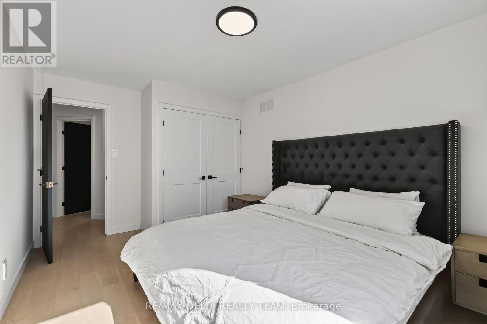 489 Evered Avenue Property Photo 27