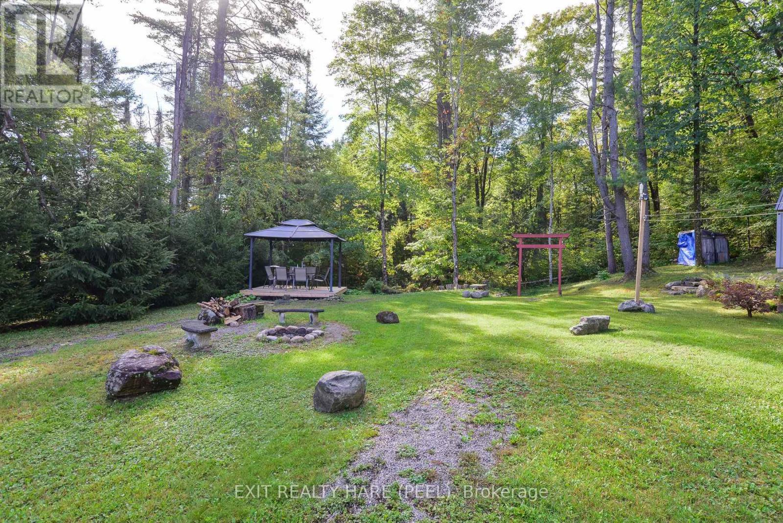 1082 Lambert Road Property Photo 1
