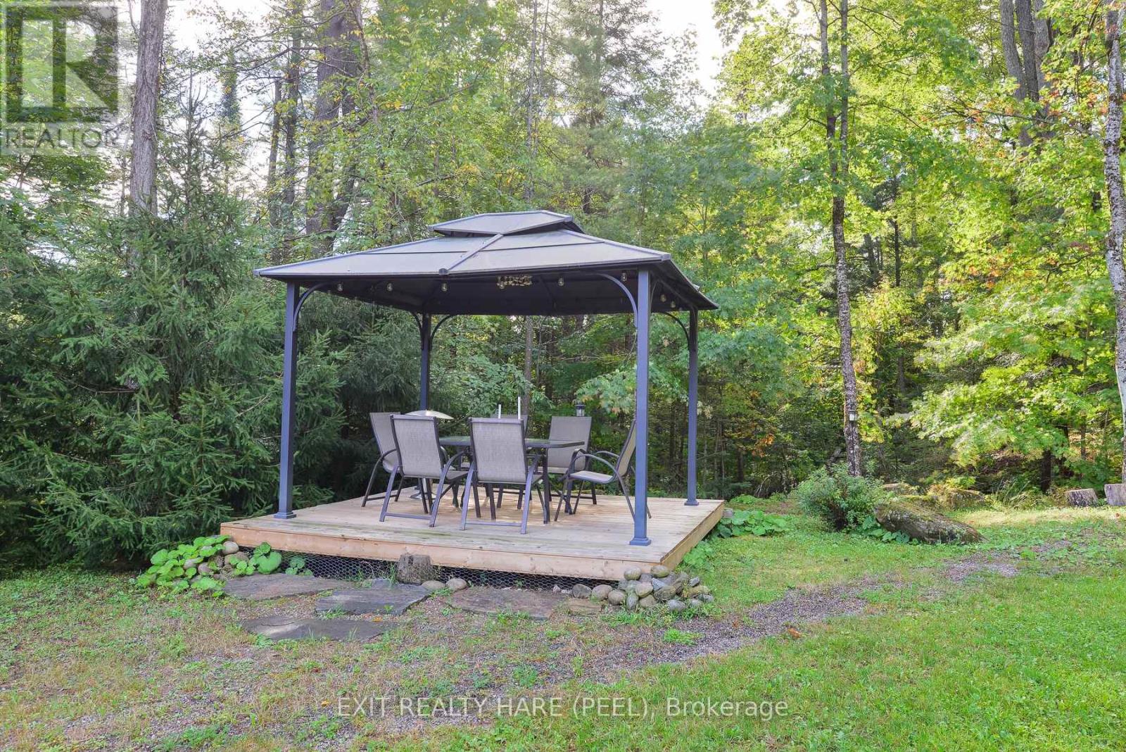 1082 Lambert Road Property Photo 20