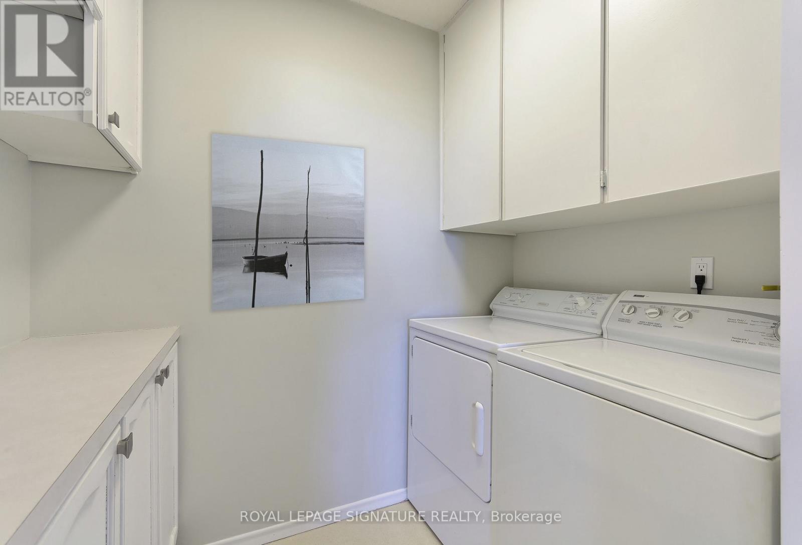 607 - 19 Woodlawn Road E Property Photo 17