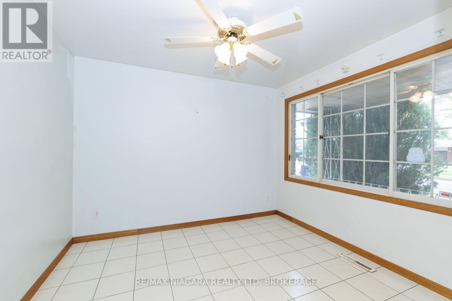 4344 Pettit Avenue Property Photo 7