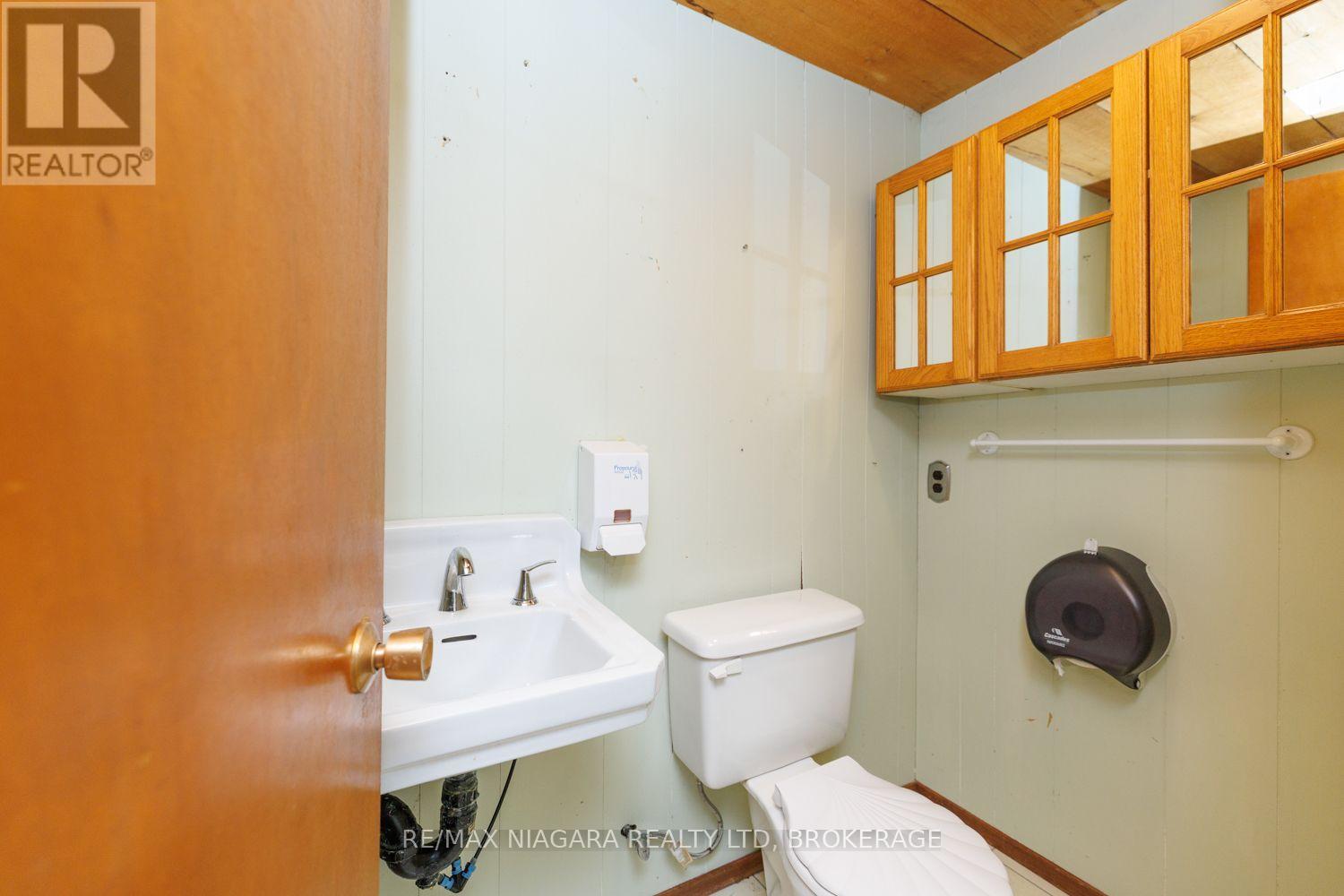 4344 Pettit Avenue Property Photo 21