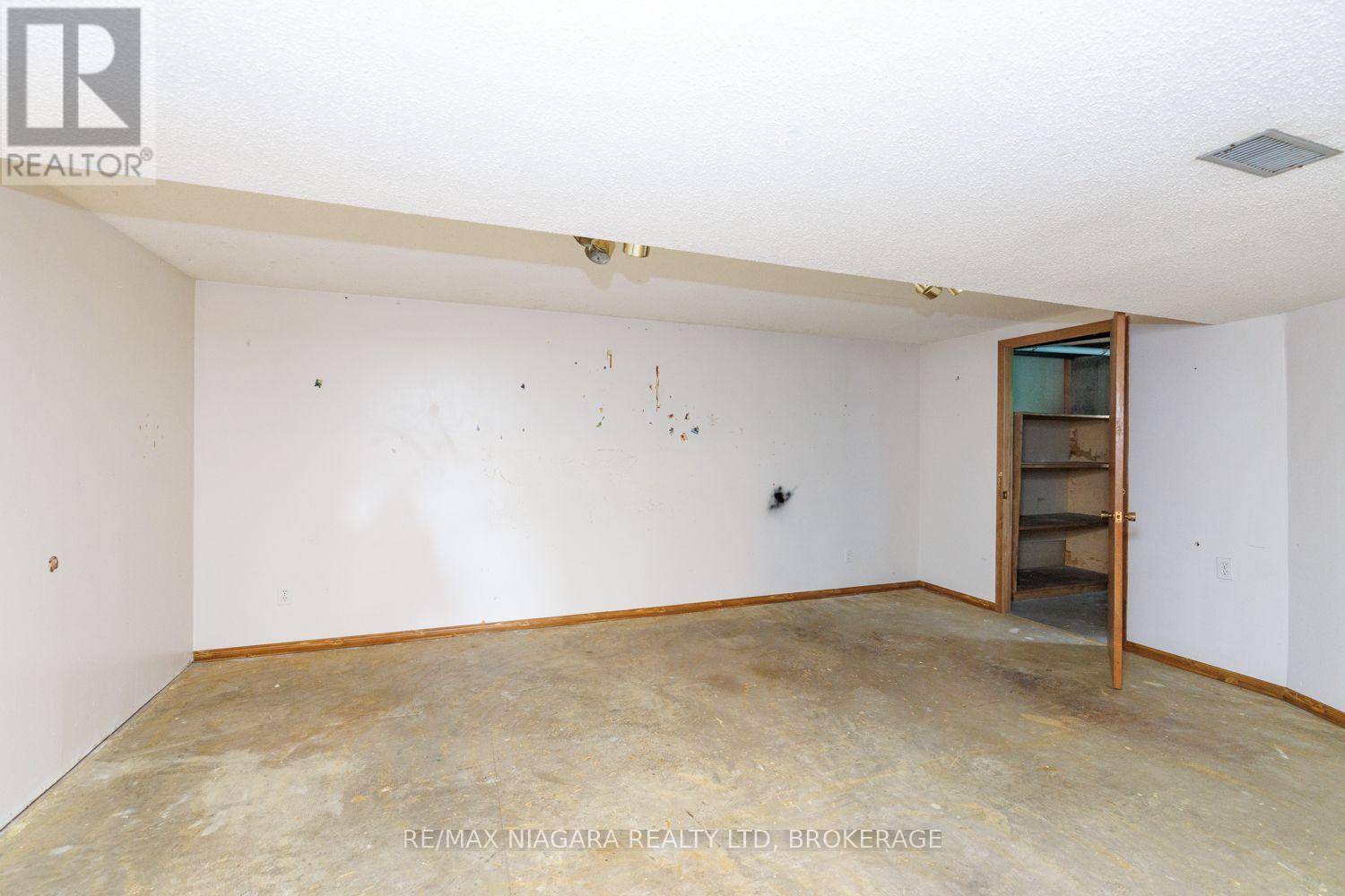 4344 Pettit Avenue Property Photo 22