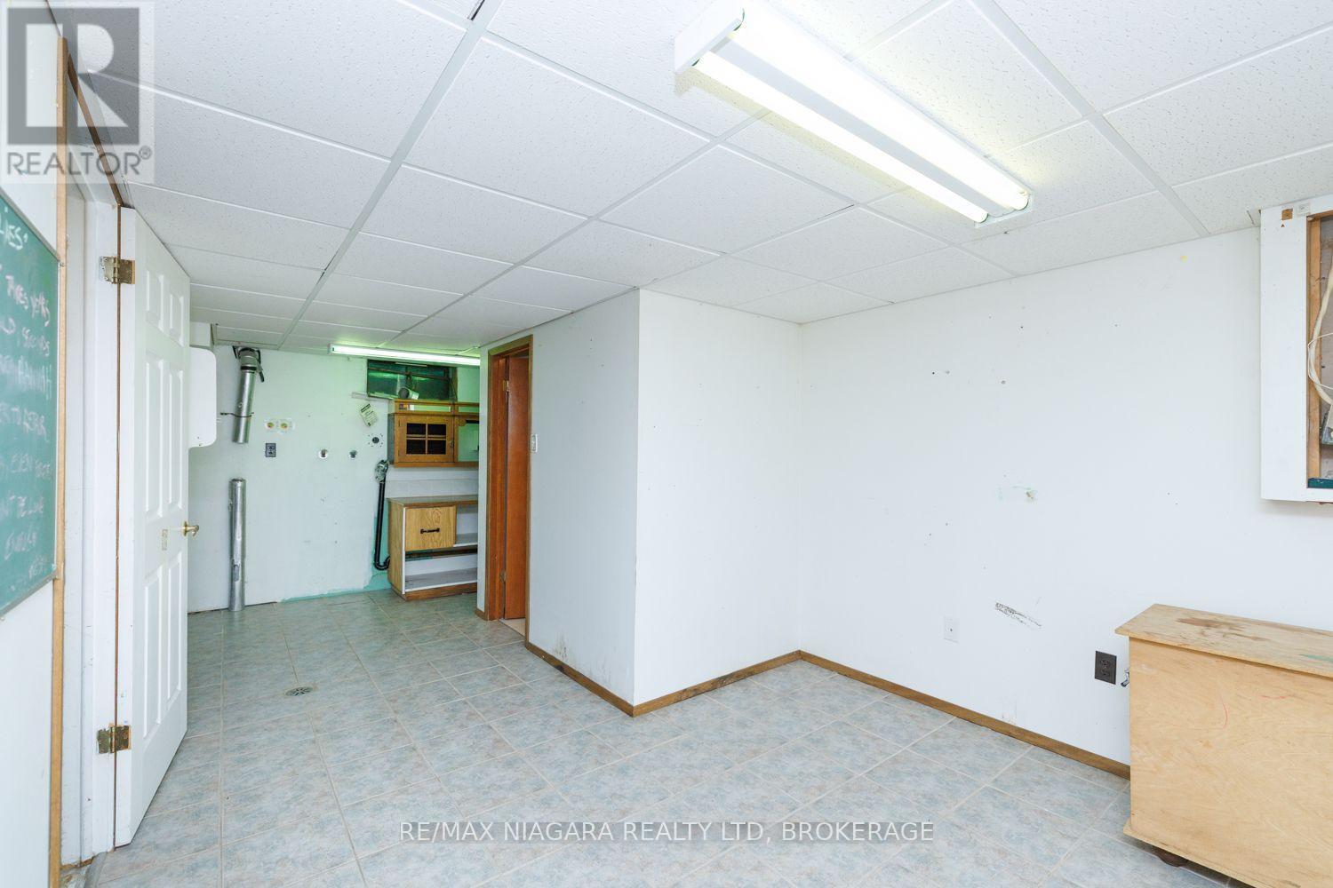 4344 Pettit Avenue Property Photo 23