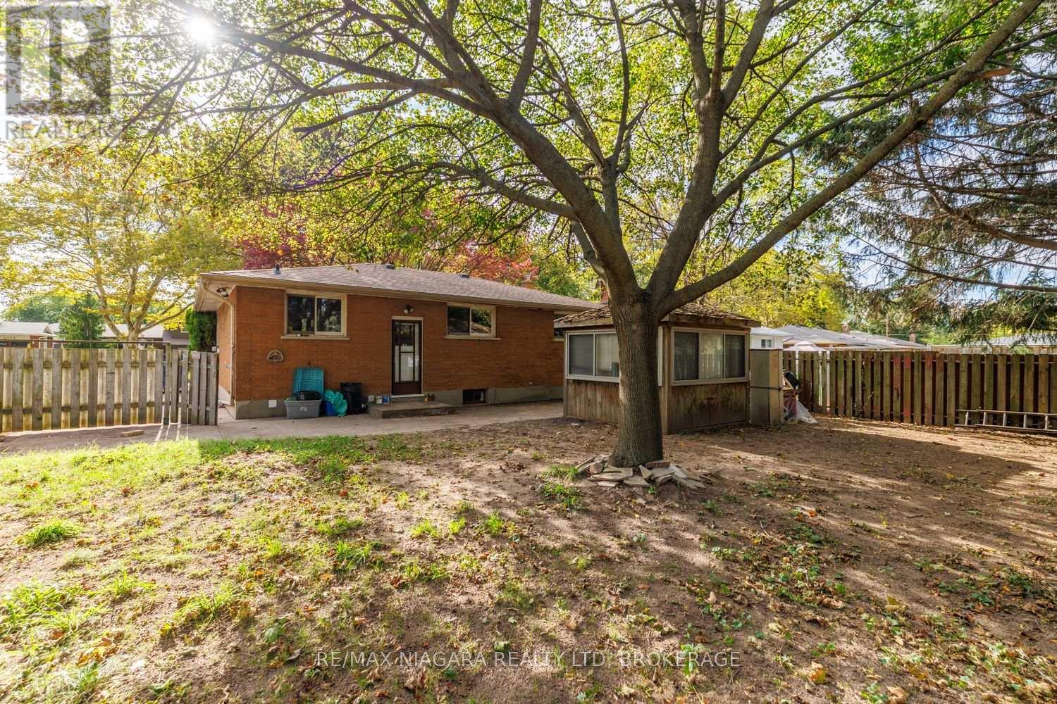 4344 Pettit Avenue Property Photo 26