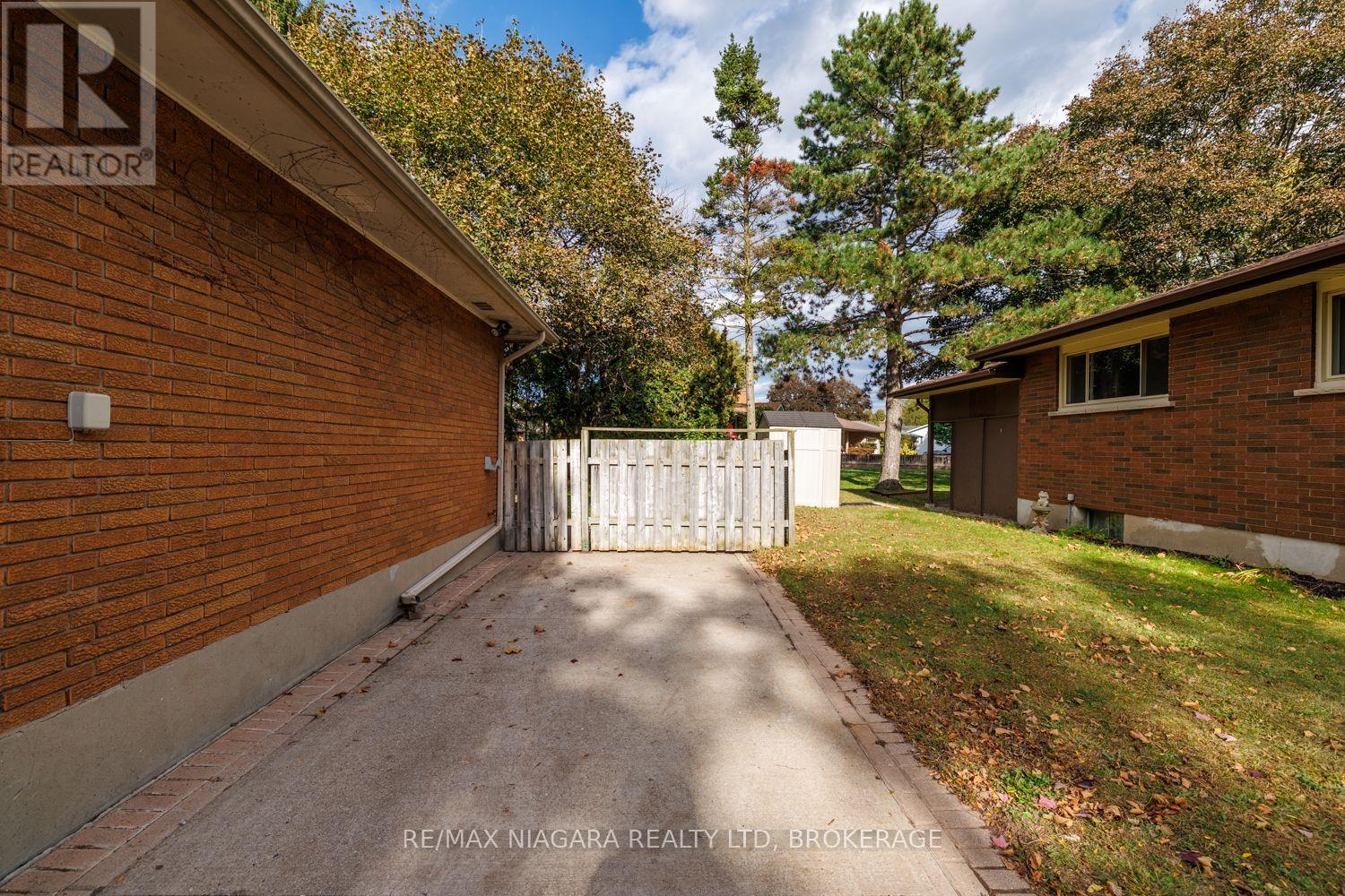 4344 Pettit Avenue Property Photo 31