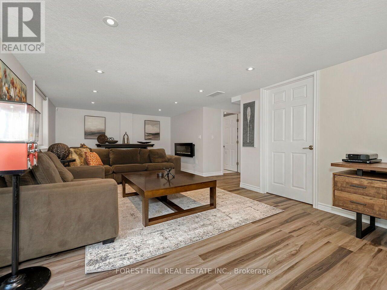 112 Mcarthur Crescent Property Photo 27