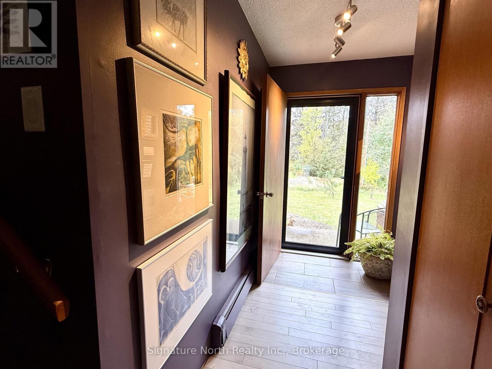 1027 Riverdale Road Property Photo 2