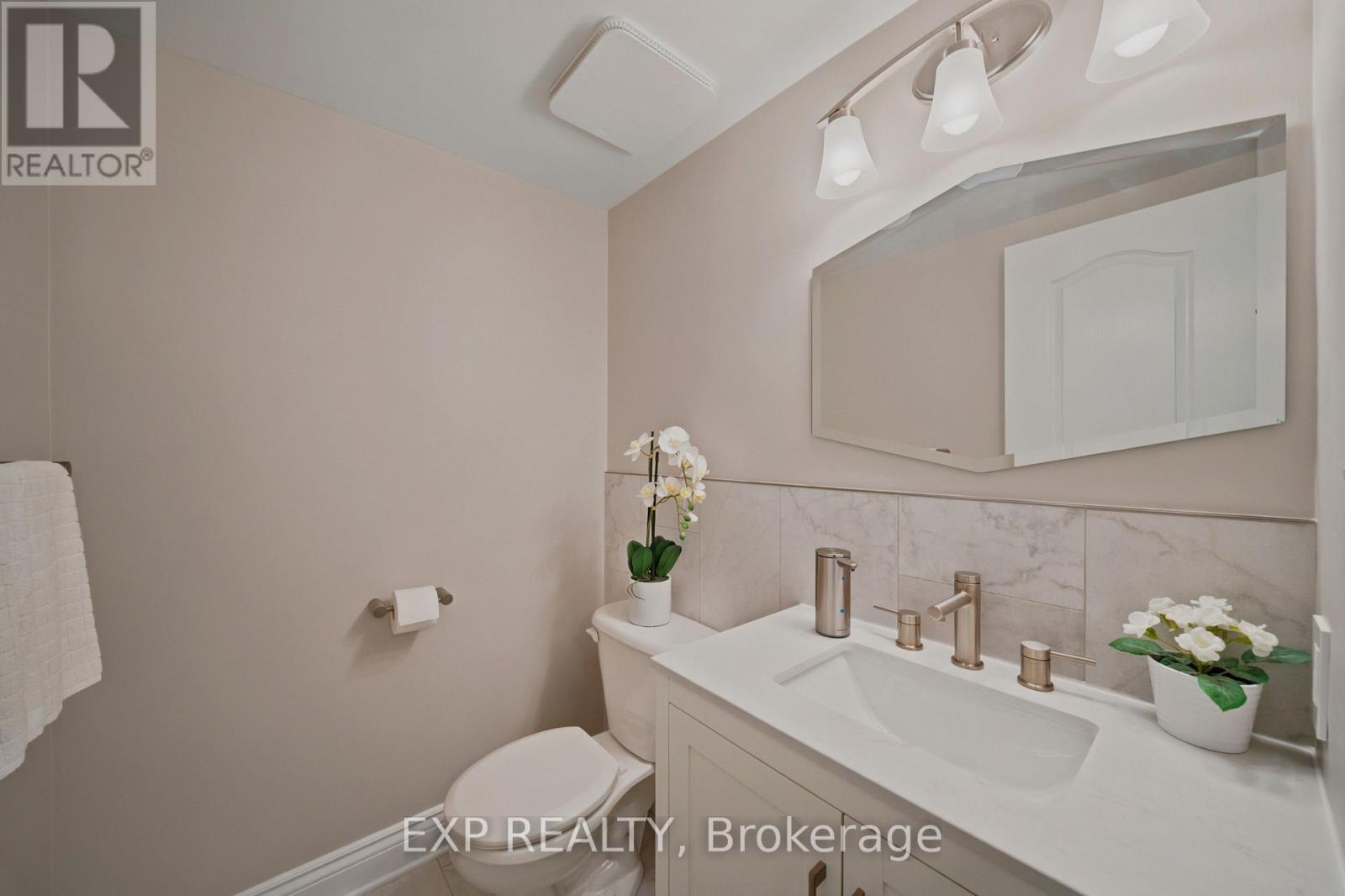 16 Bridlegate Place Property Photo 24
