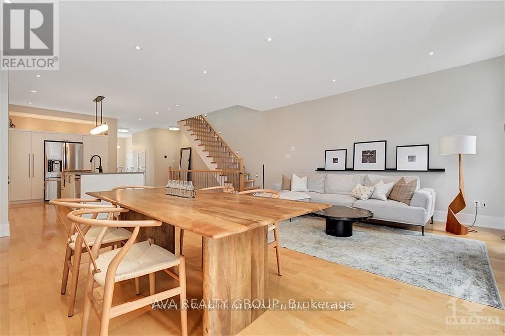 230 Carleton Street Property Photo 17