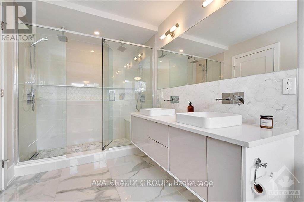 230 Carleton Street Property Photo 25