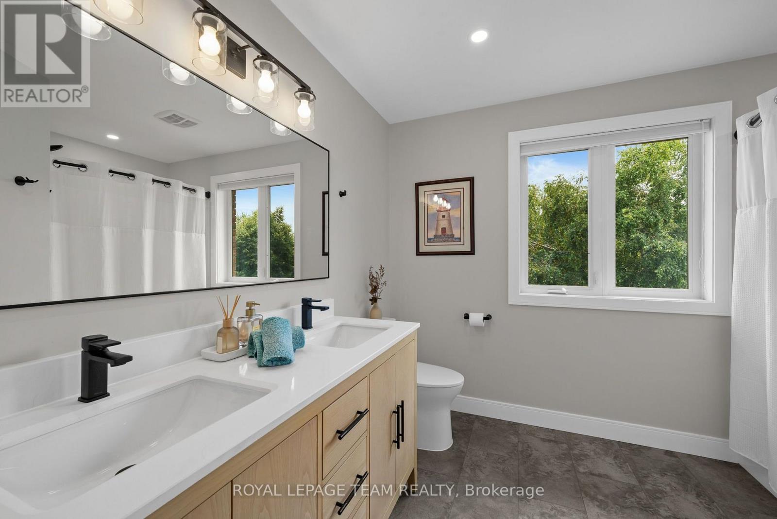 1095 Bravar Drive Property Photo 30