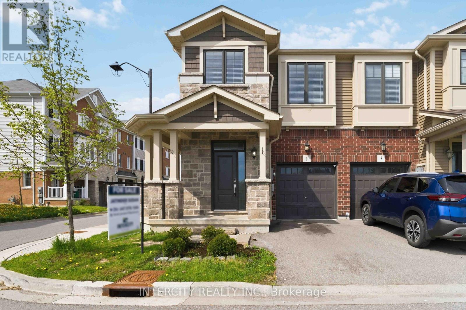 1 PELICAN LANE Property Photo 1