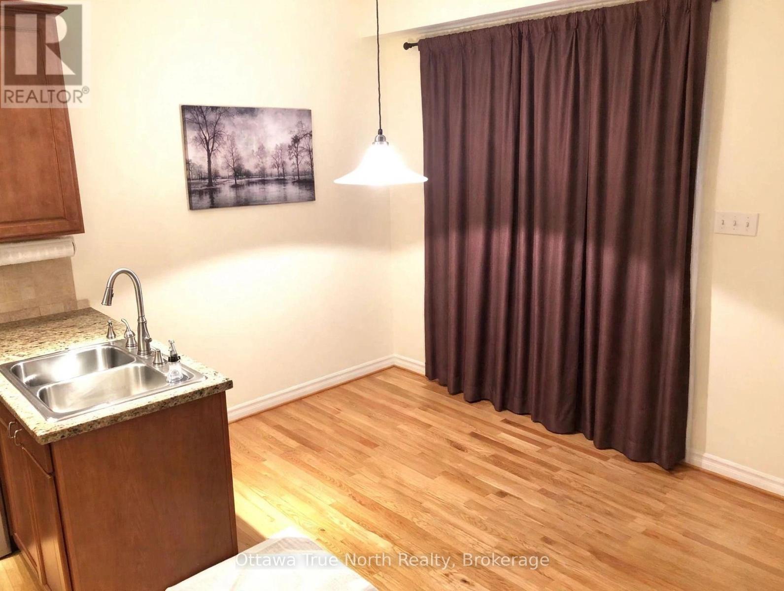 437 Celtic Ridge Crescent Property Photo 4