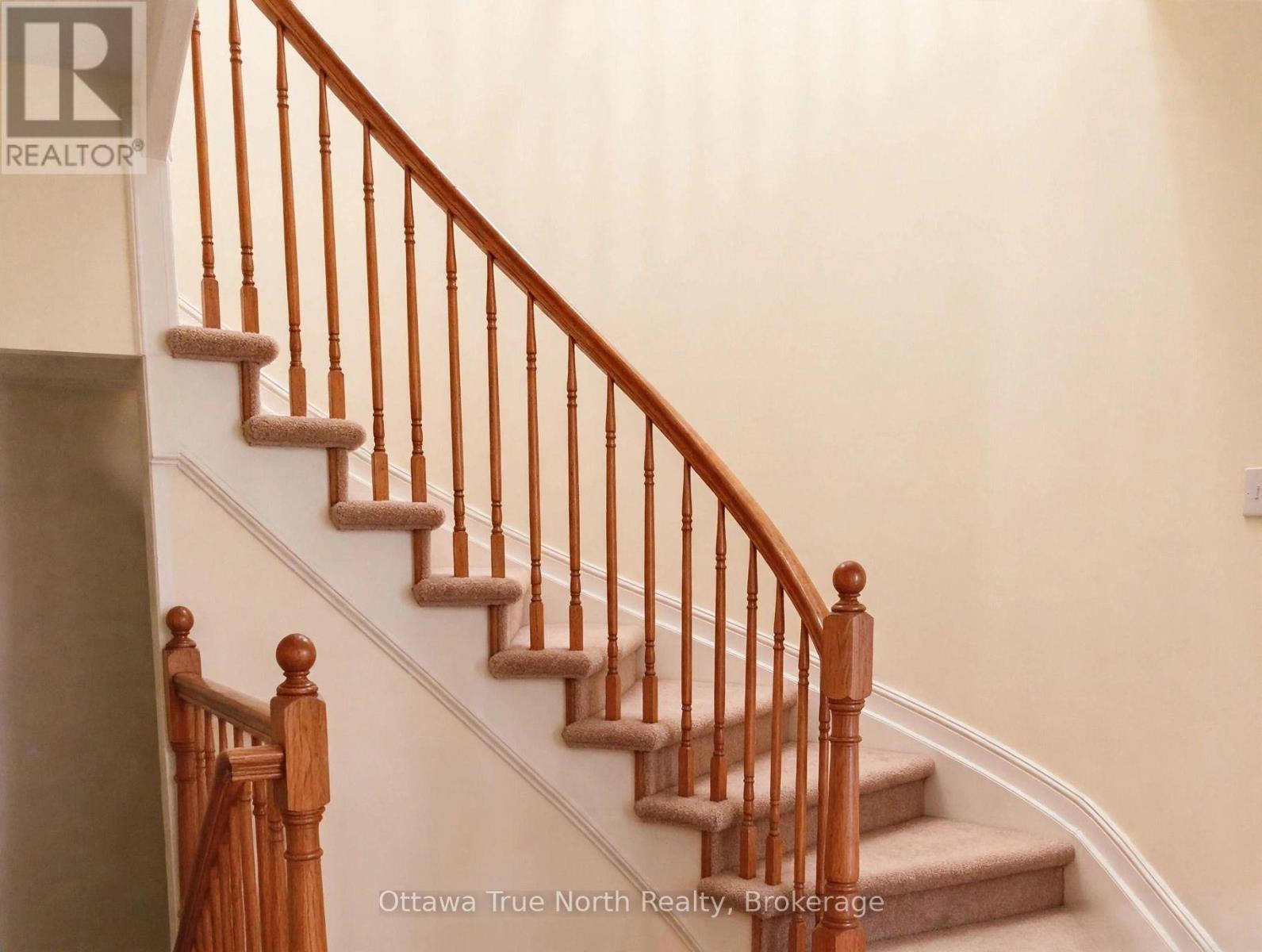 437 Celtic Ridge Crescent Property Photo 7