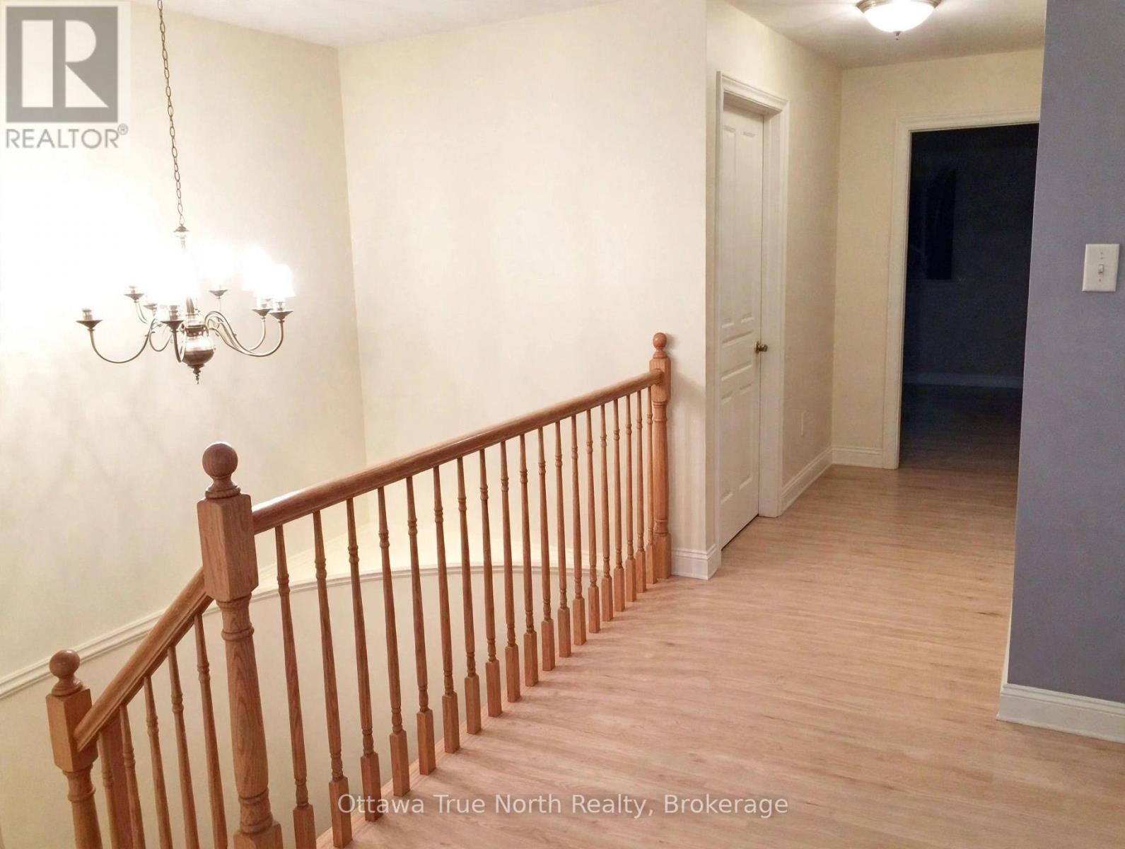 437 Celtic Ridge Crescent Property Photo 8