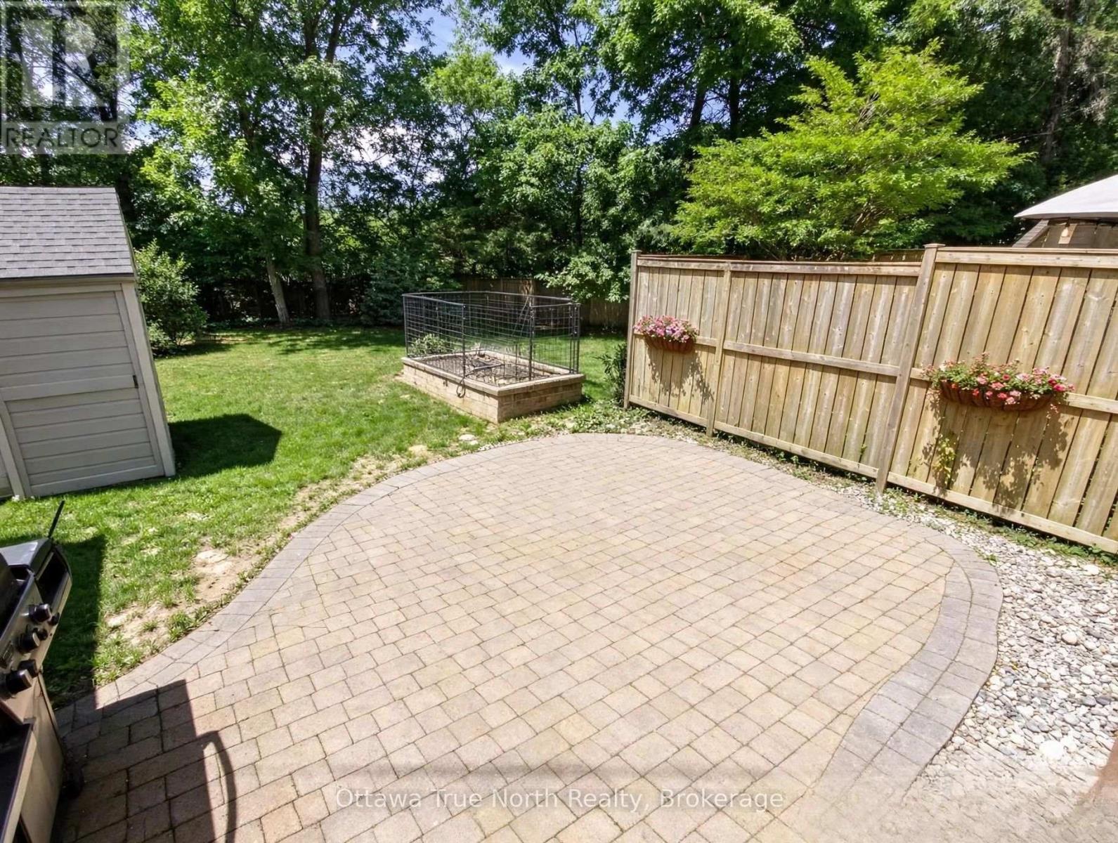 437 Celtic Ridge Crescent Property Photo 16