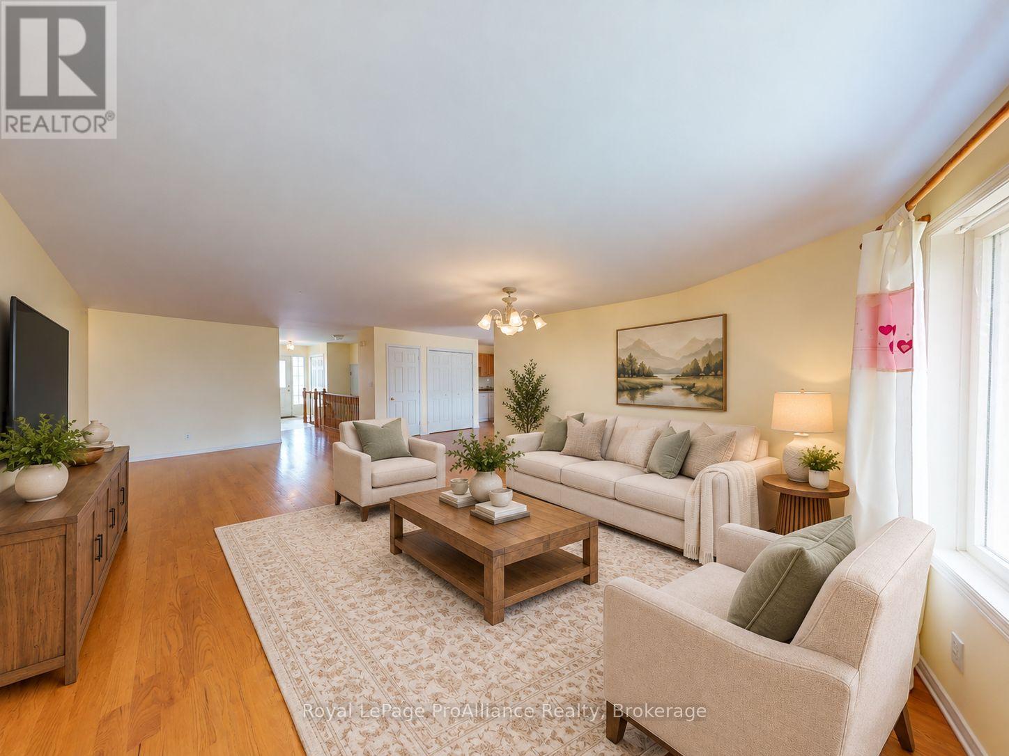 17 Sumac Terrace Property Photo 4