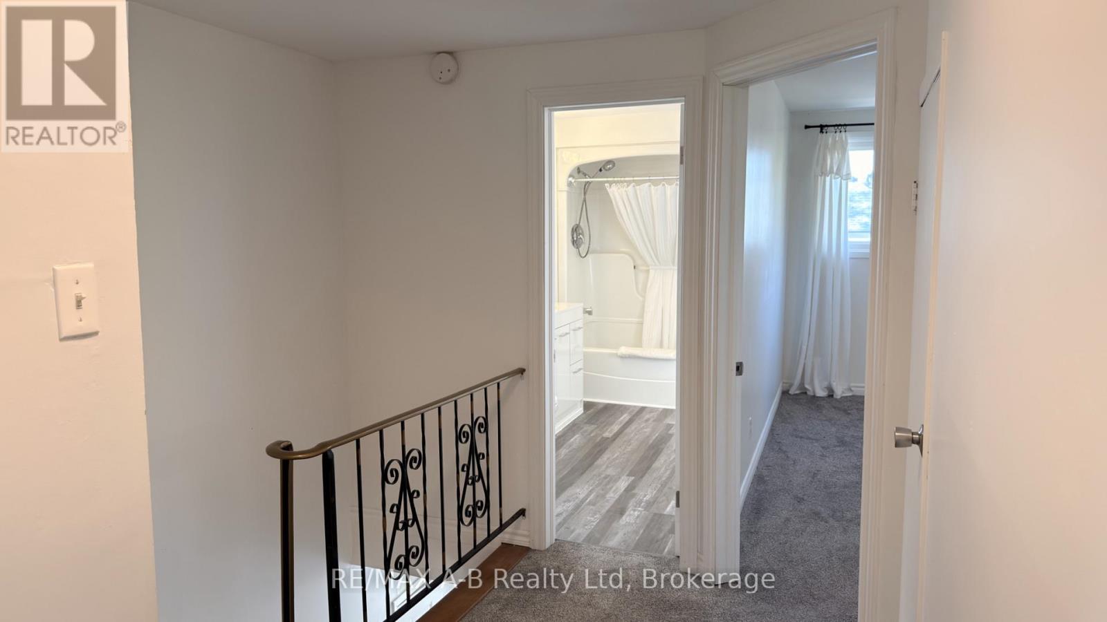 92 East Gore Street Property Photo 33