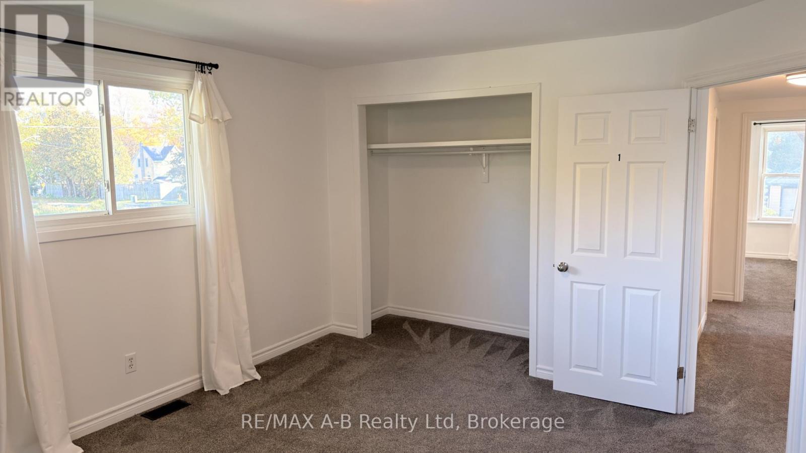92 East Gore Street Property Photo 35