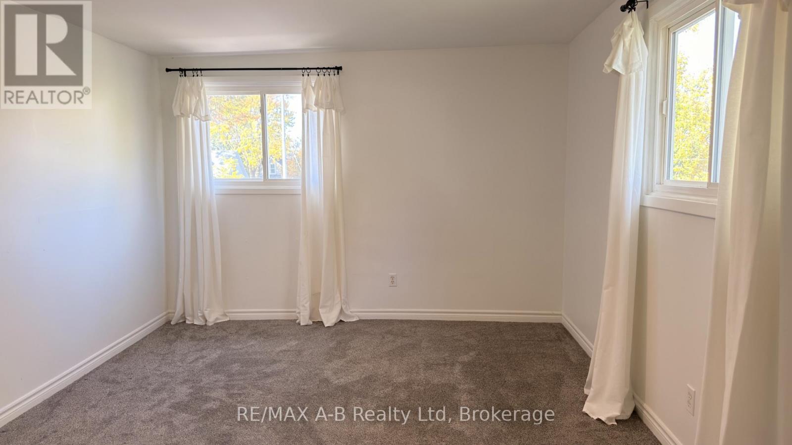 92 East Gore Street Property Photo 36