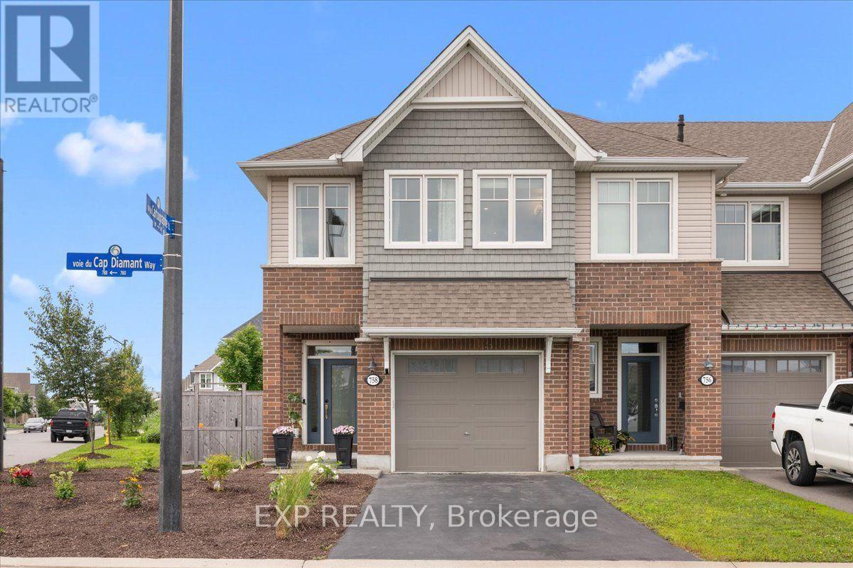 758 CAP DIAMANT WAY Property Photo 1