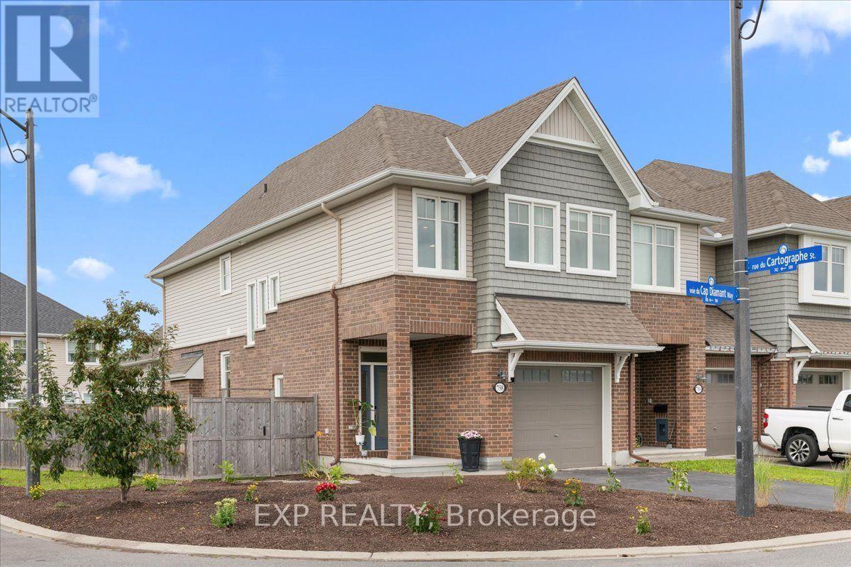 758 Cap Diamant Way Property Photo 2