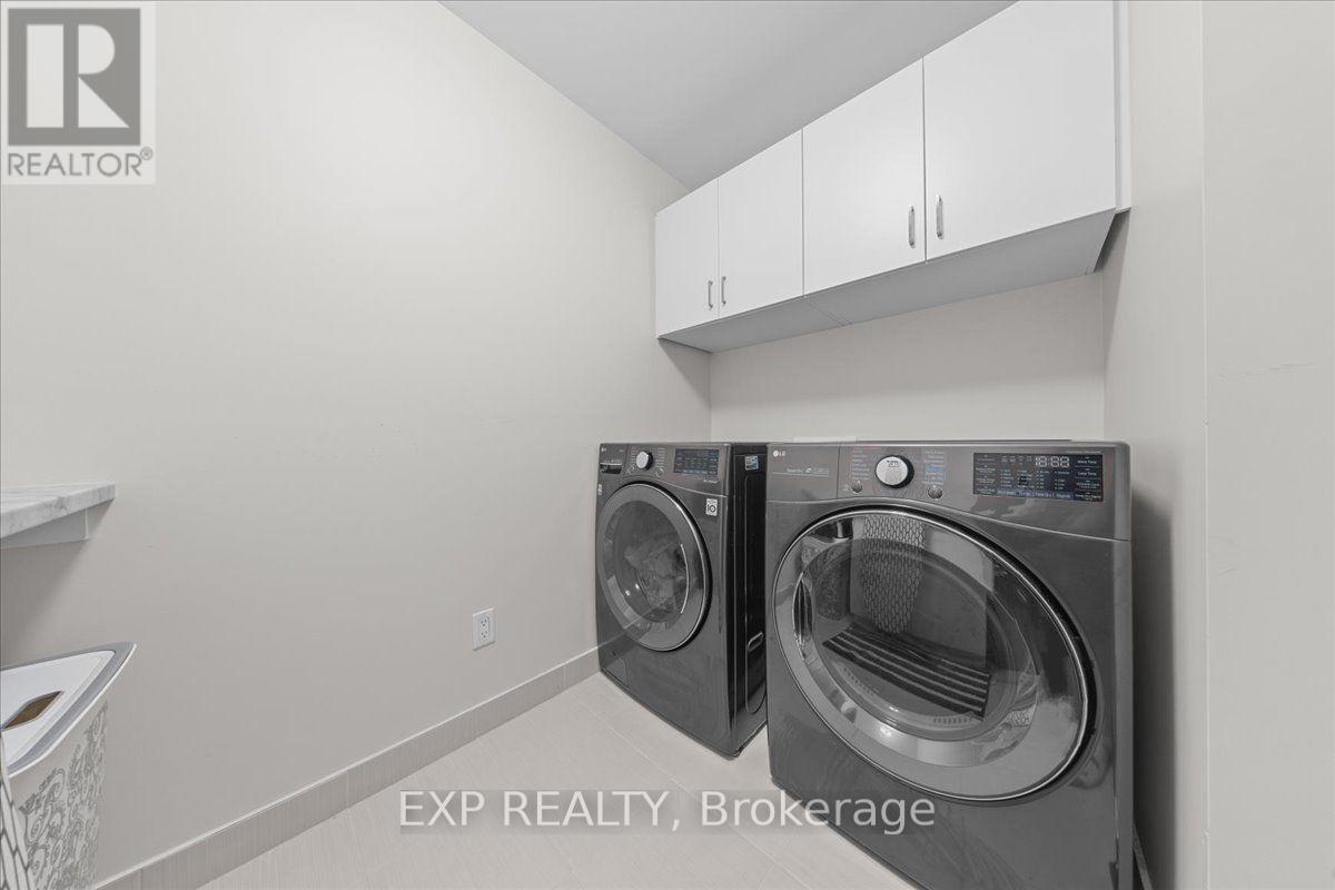 758 Cap Diamant Way Property Photo 25