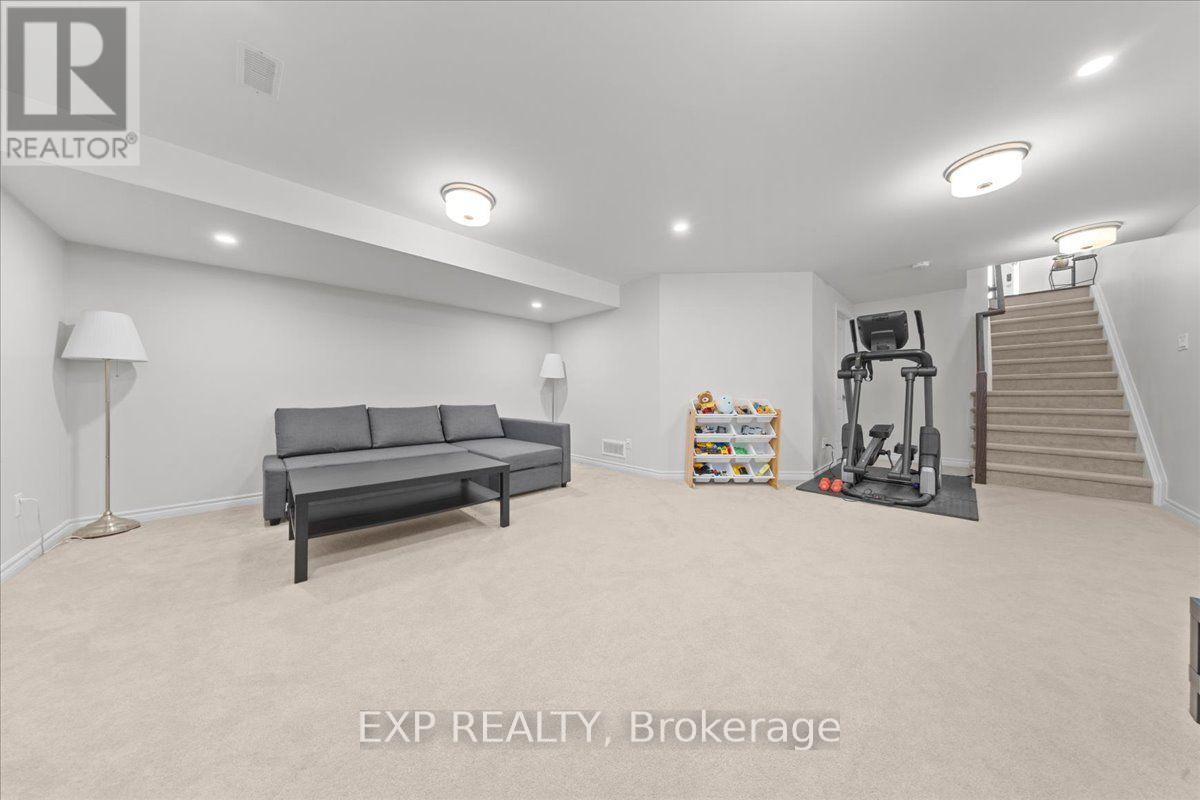 758 Cap Diamant Way Property Photo 30