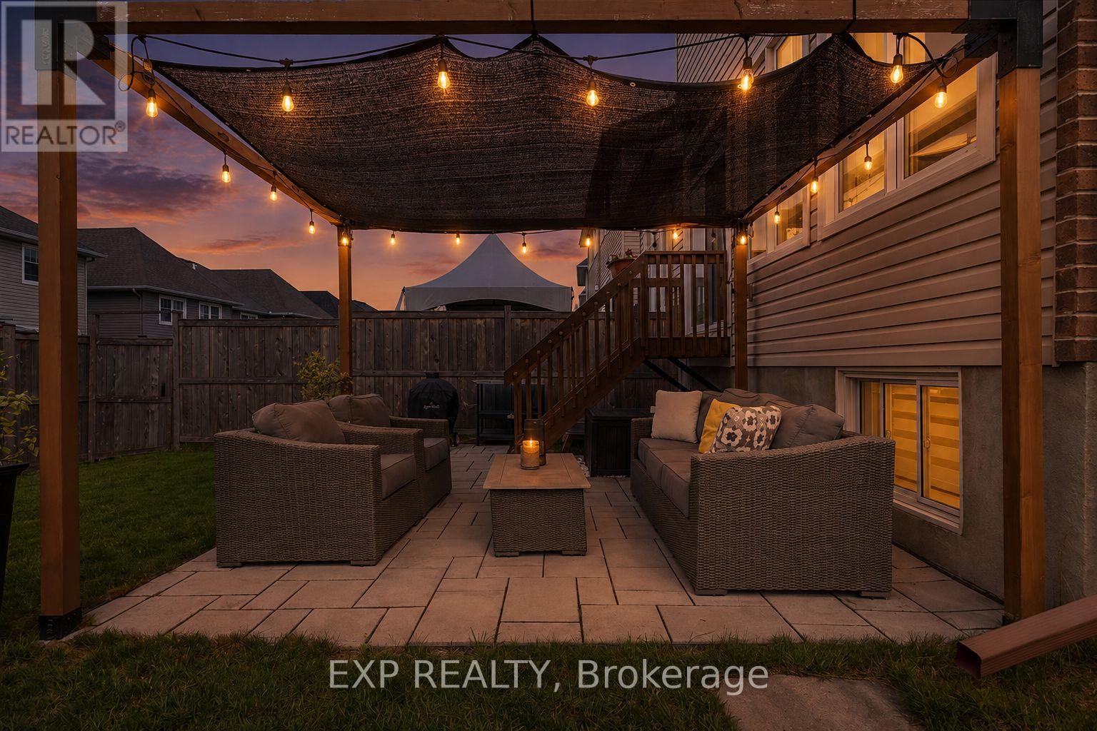 758 Cap Diamant Way Property Photo 34