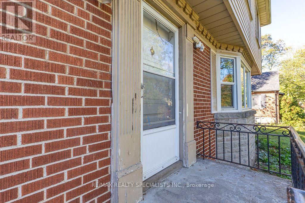 970 Concession Street Property Photo 17