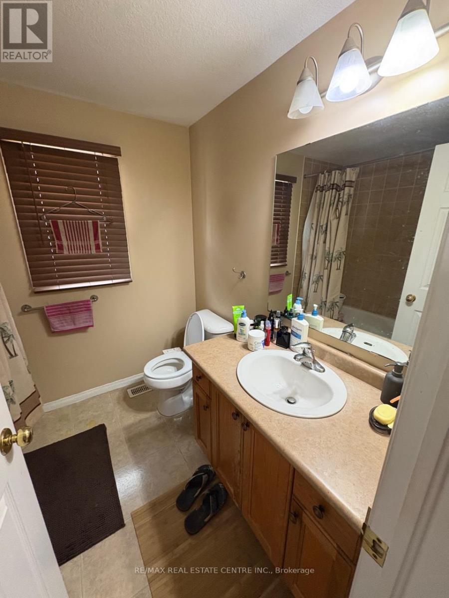 304 Purple Sage Crescent Property Photo 15