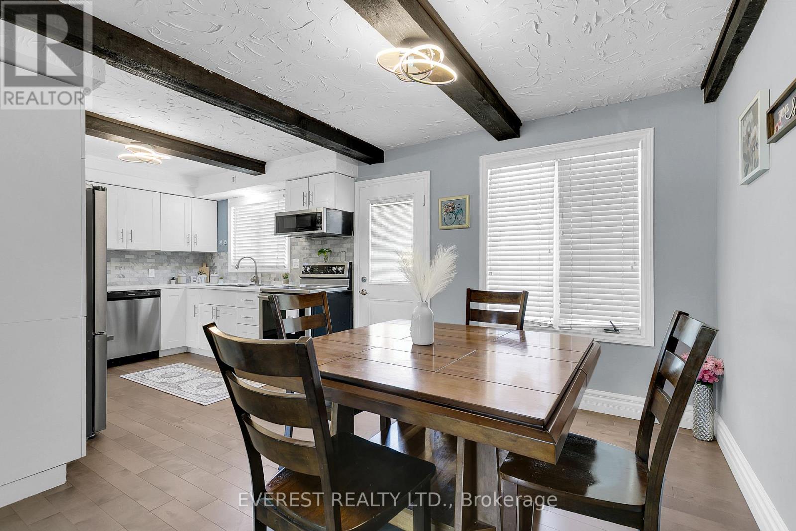 3992 Longfellow Avenue Property Photo 10
