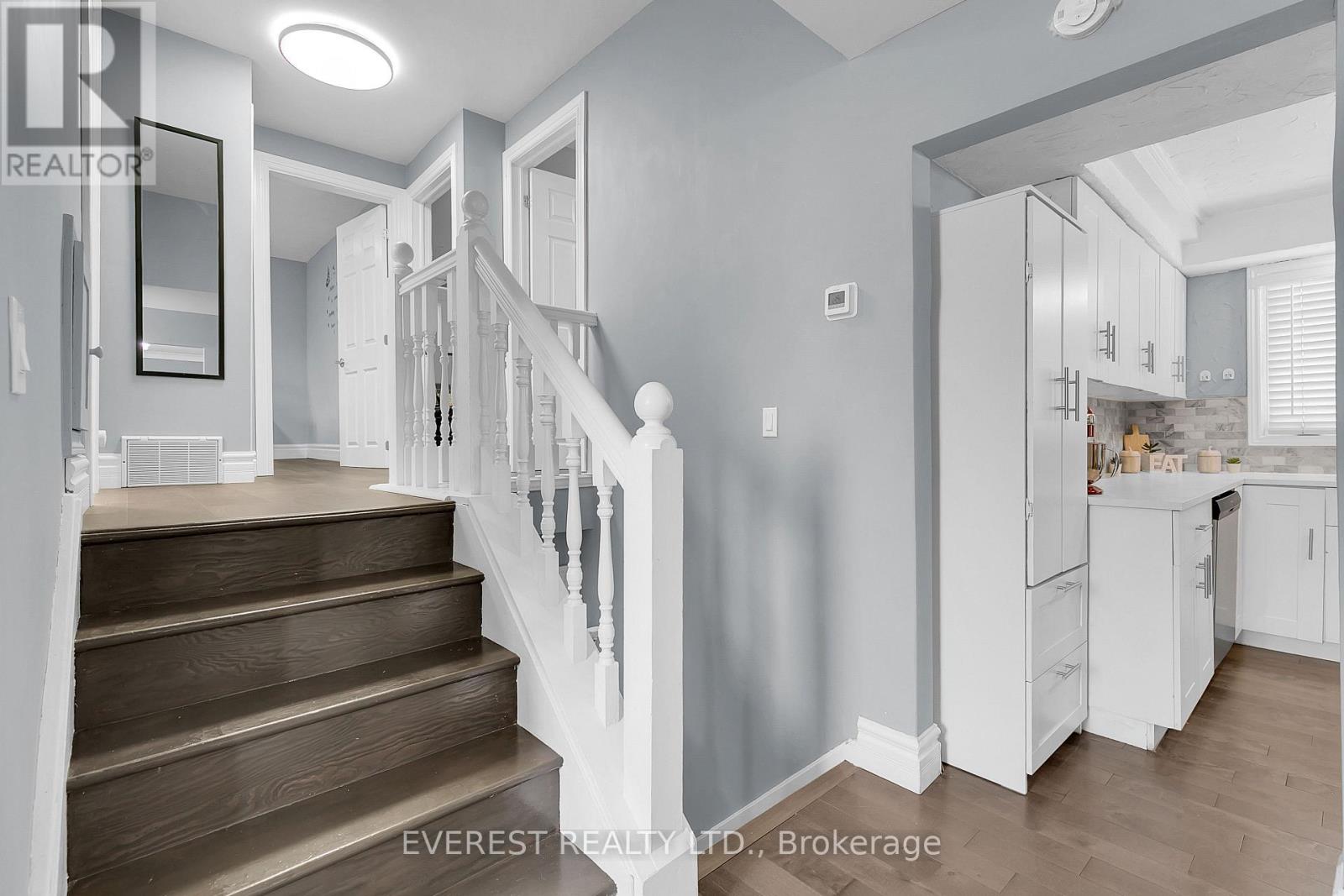 3992 Longfellow Avenue Property Photo 14
