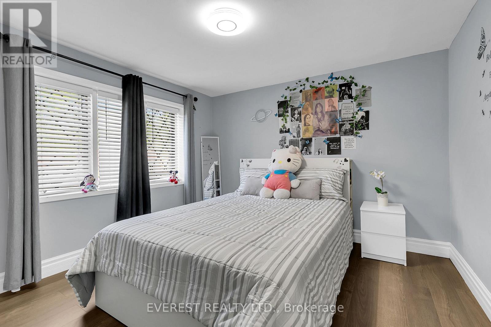 3992 Longfellow Avenue Property Photo 15