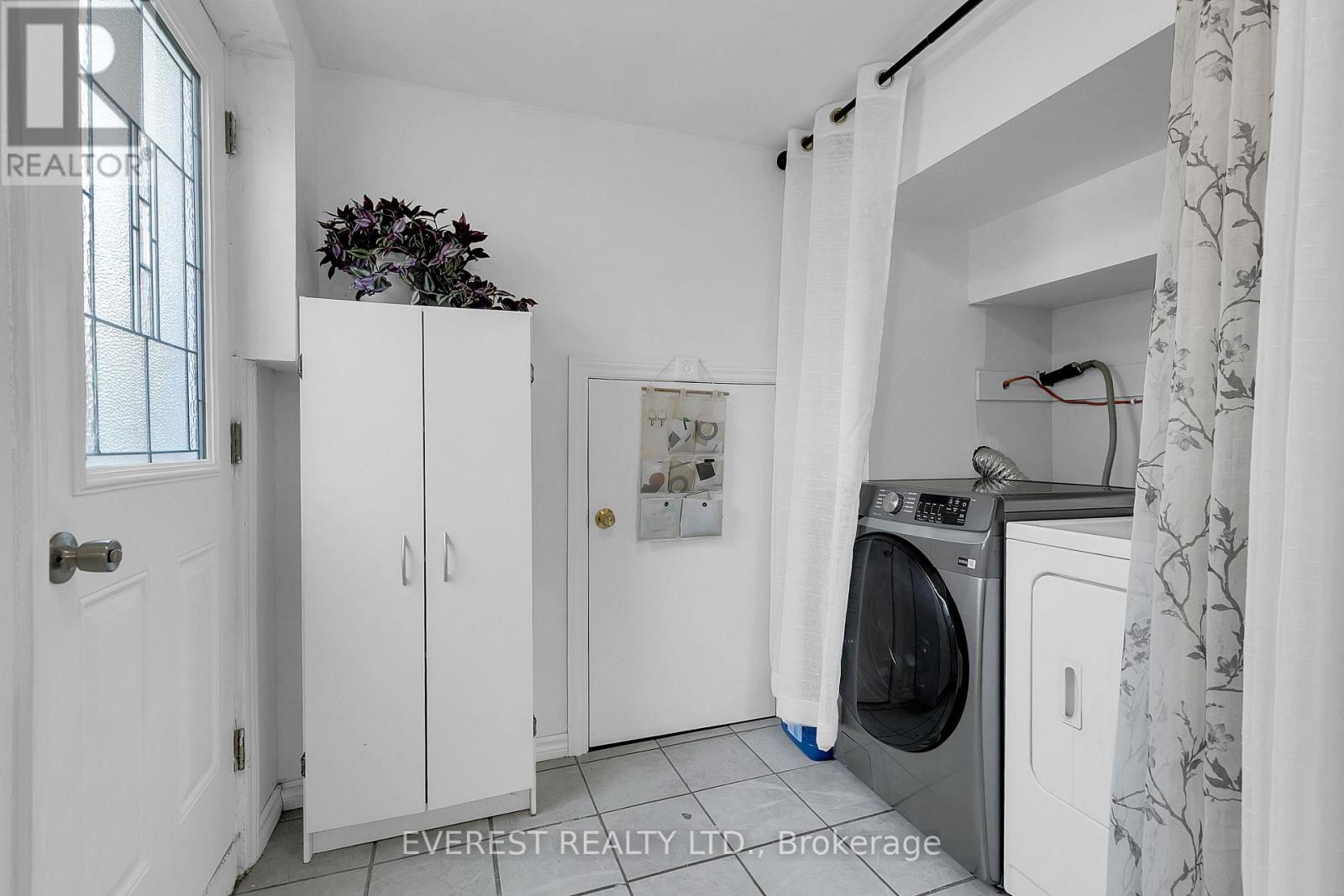 3992 Longfellow Avenue Property Photo 27