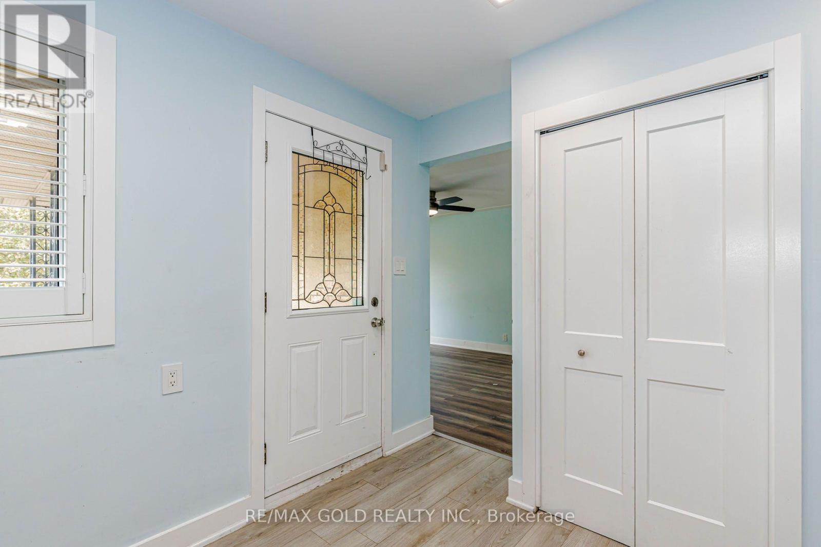 49 Kenneth Avenue Property Photo 9