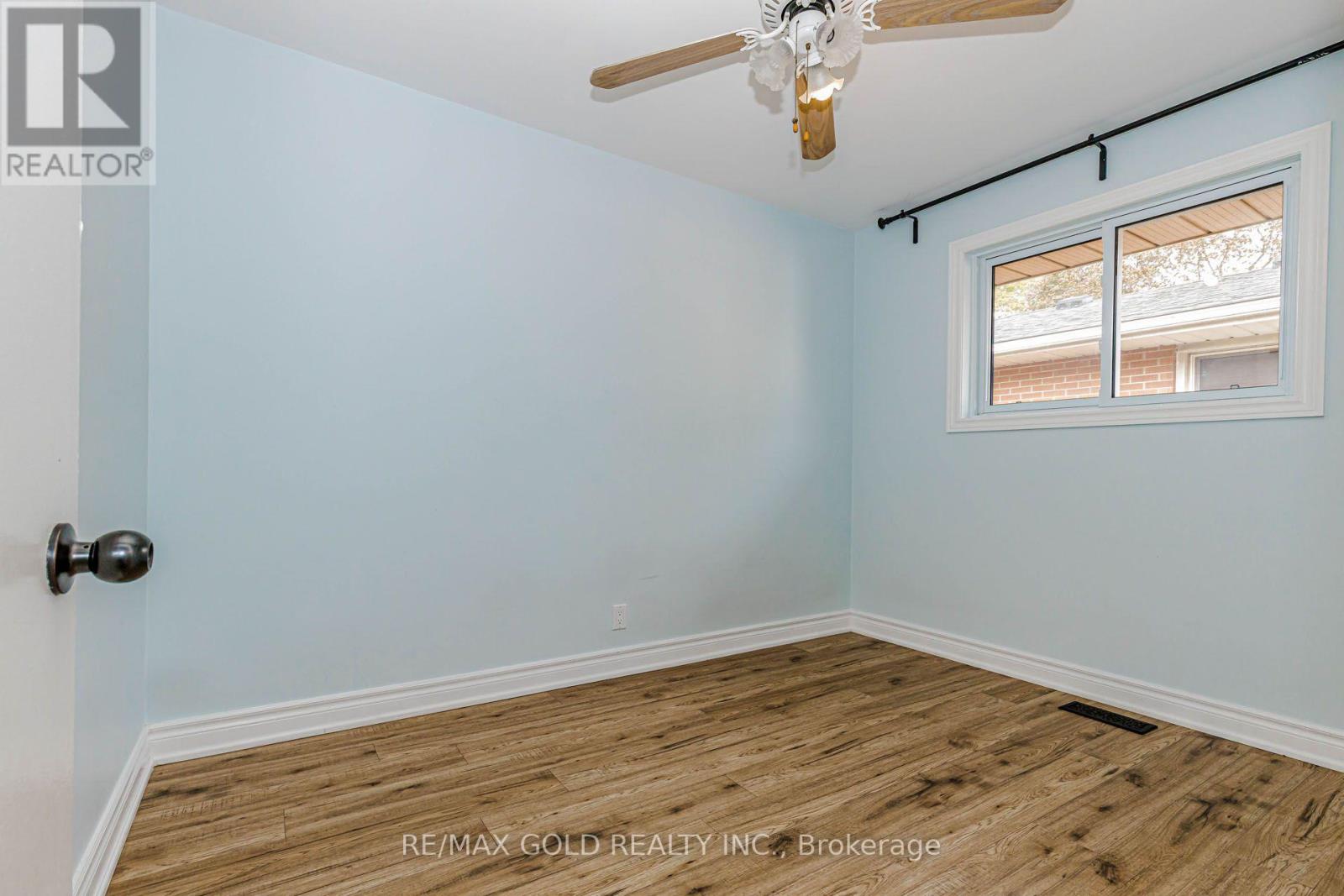 49 Kenneth Avenue Property Photo 23