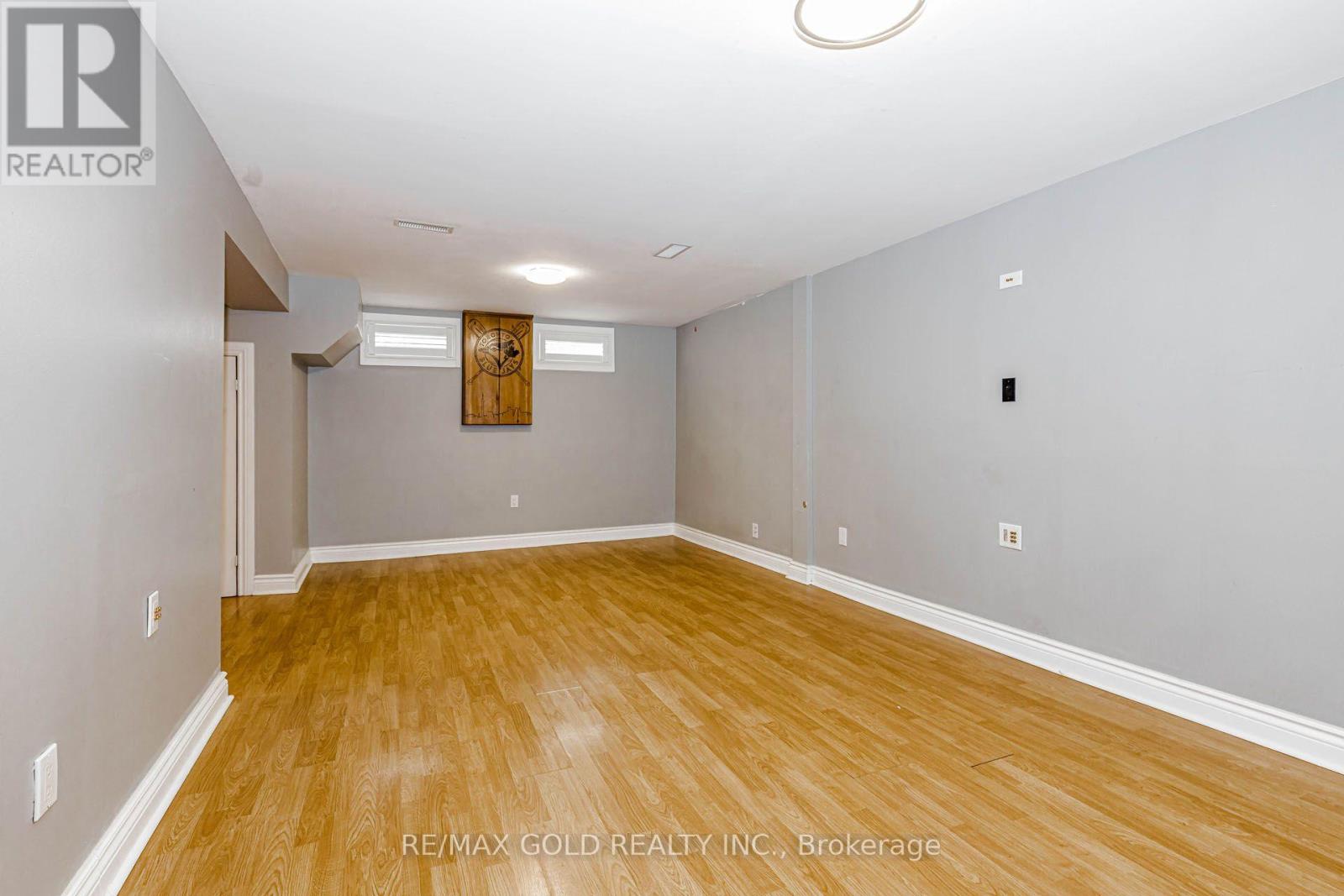 49 Kenneth Avenue Property Photo 35