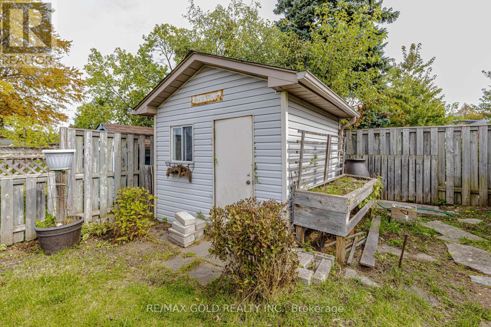 49 Kenneth Avenue Property Photo 42