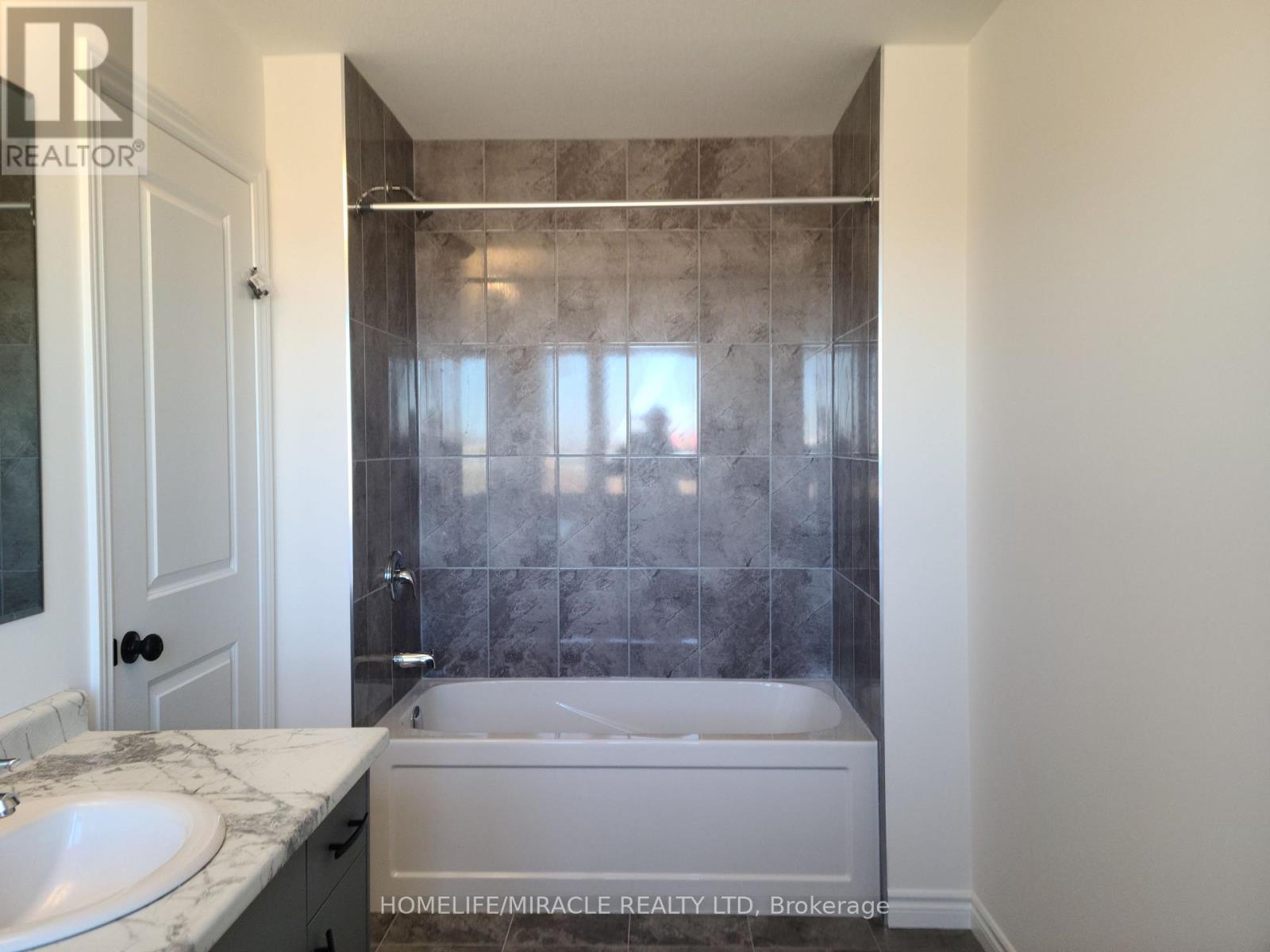 117 Mattingley Street Property Photo 28