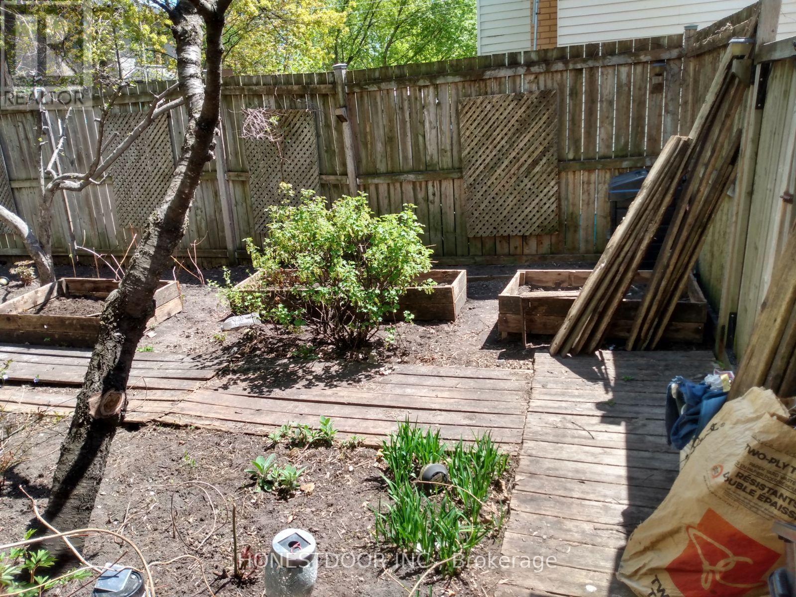 303 Lacasse Avenue Property Photo 2